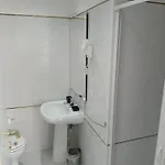 לינה וארוחת בוקר Da Fenix טיבולי